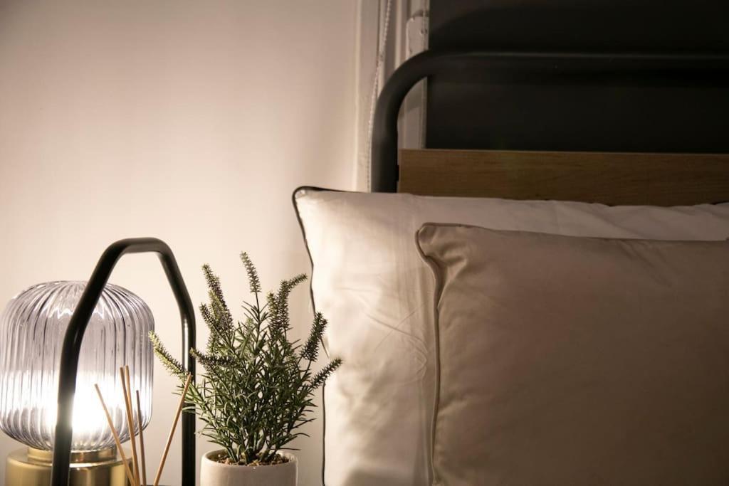 Fortunae'S Cosy Apartment- By Fang Sunderland  Exteriér fotografie