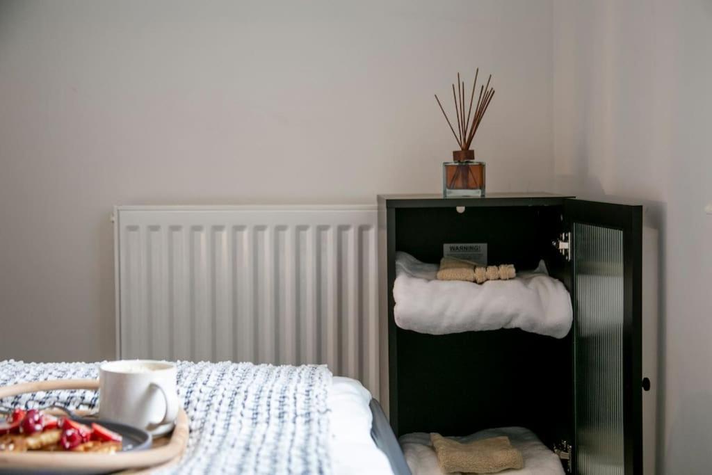 Fortunae'S Cosy Apartment- By Fang Sunderland  Exteriér fotografie