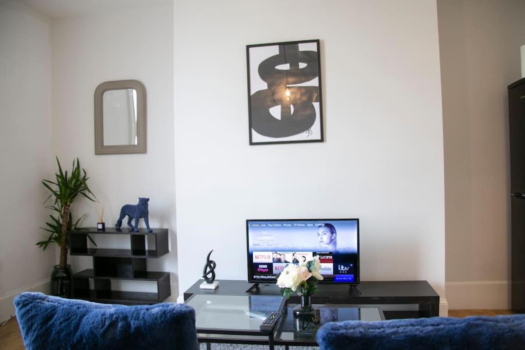 Fortunae'S Cosy Apartment- By Fang Sunderland  Exteriér fotografie