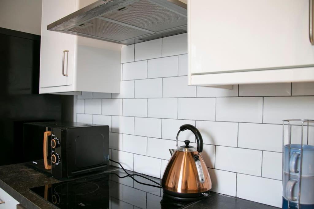Fortunae'S Cosy Apartment- By Fang Sunderland  Exteriér fotografie