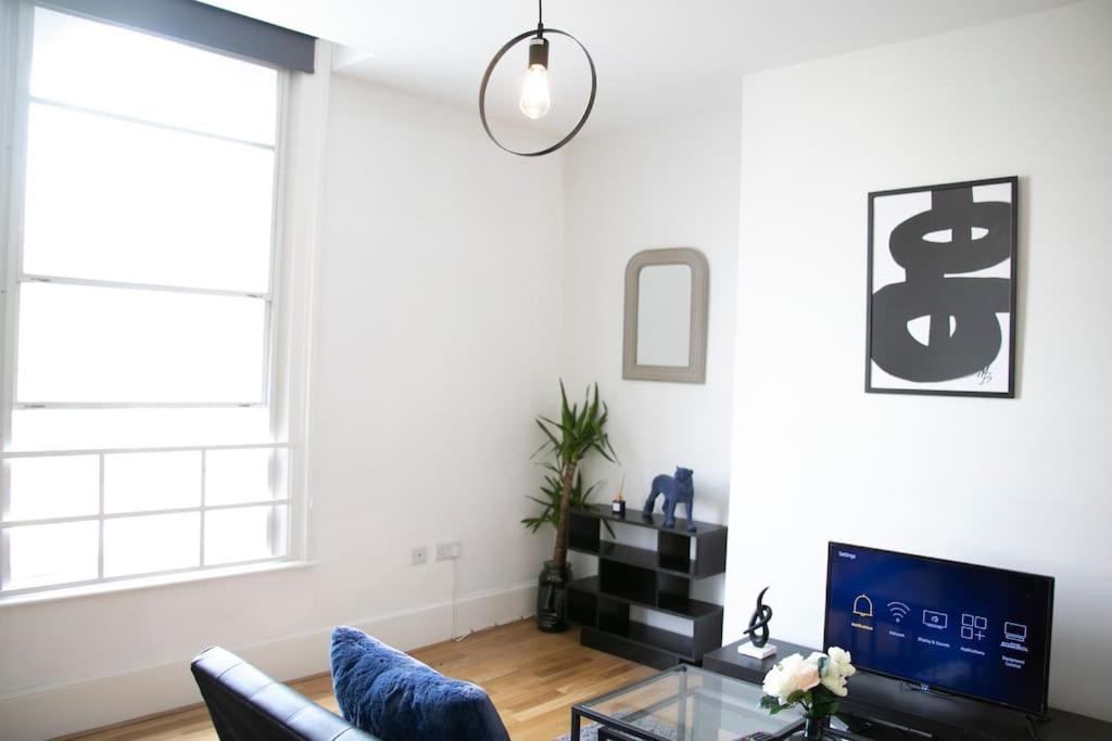 Fortunae'S Cosy Apartment- By Fang Sunderland  Exteriér fotografie