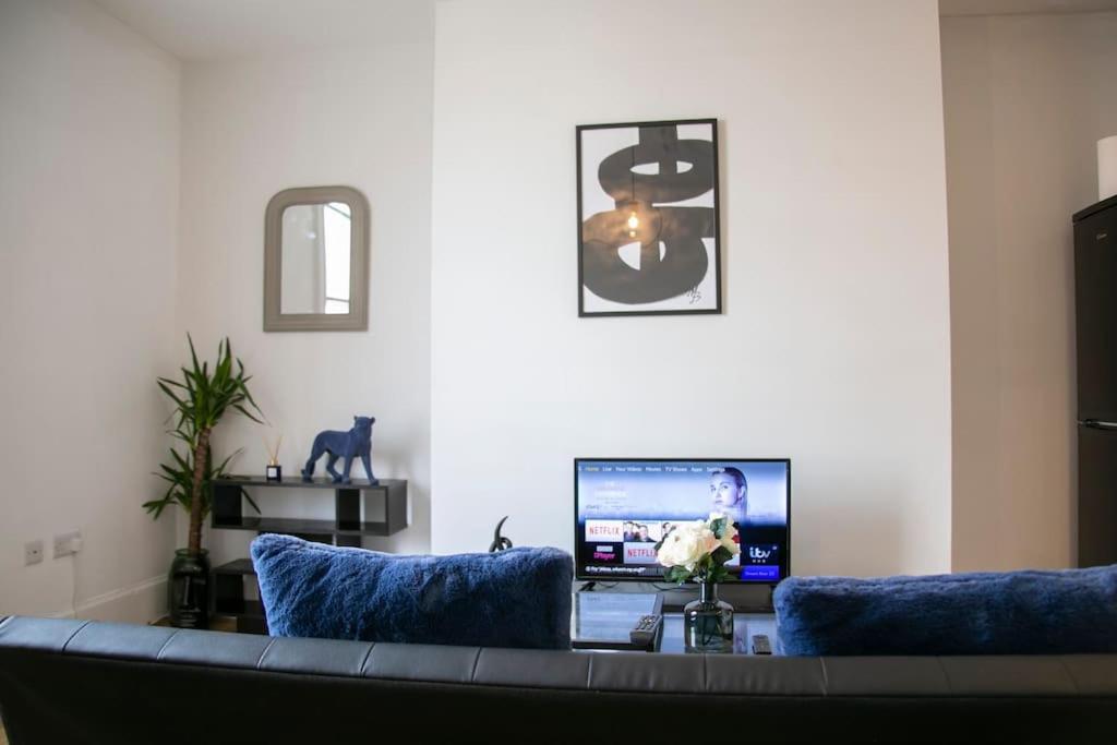 Fortunae'S Cosy Apartment- By Fang Sunderland  Exteriér fotografie